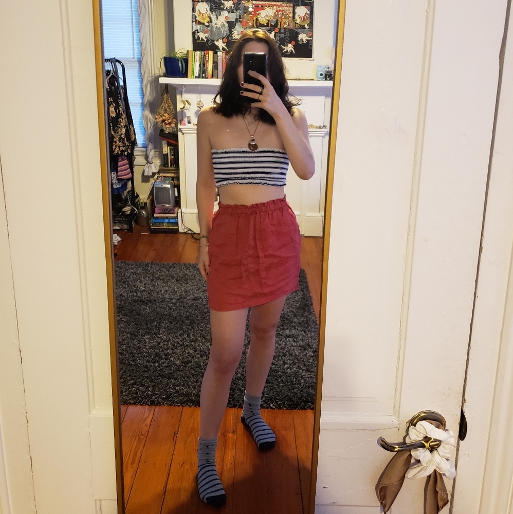 Cute salmon skirt